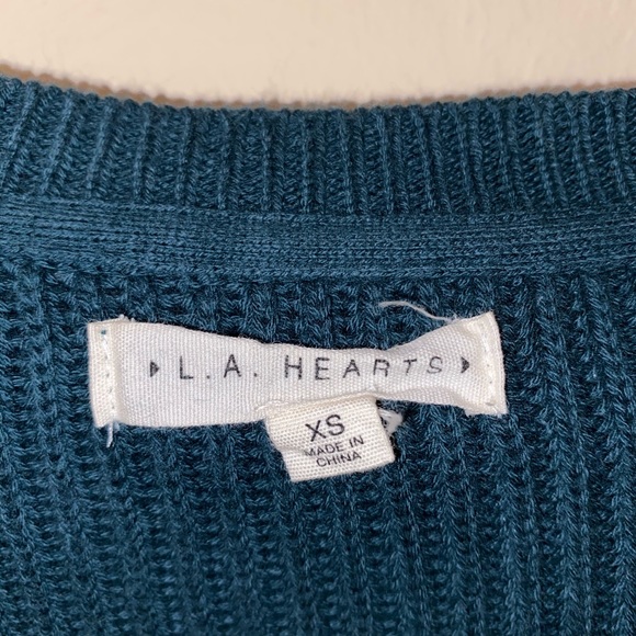 Pacsun Dark Green V-neck Sweater Size XS - Picture 3 of 3